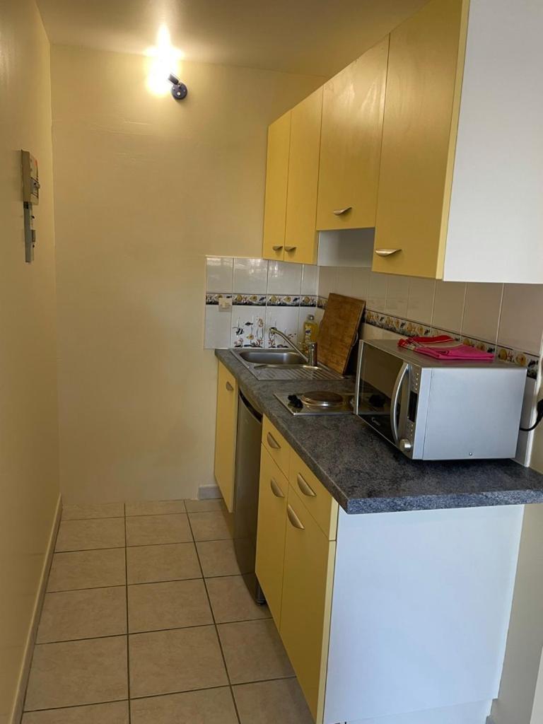 Appartement Ou Studio En Hyper Centre, Pour La Plage Et La Rue Pietonne Il Suffit De Traverser La Rue , Voir La Photo Principale Andernos-les-Bains Exteriér fotografie